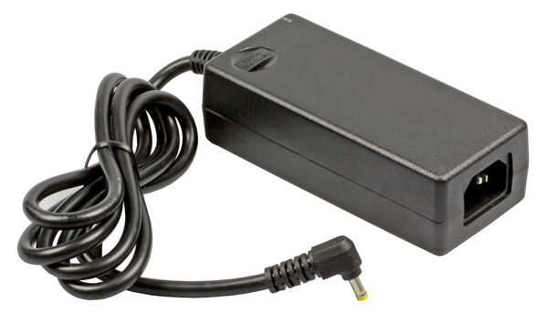 Virtalähde DR3900 fotometrille